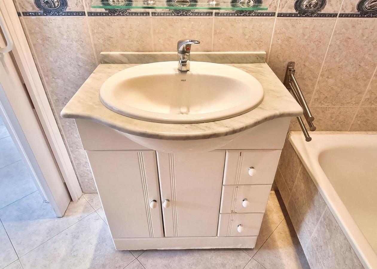 Skol 440. Nice 1 Bed Apartment With Sea Views In Marbella Centre. Ngoại thất bức ảnh